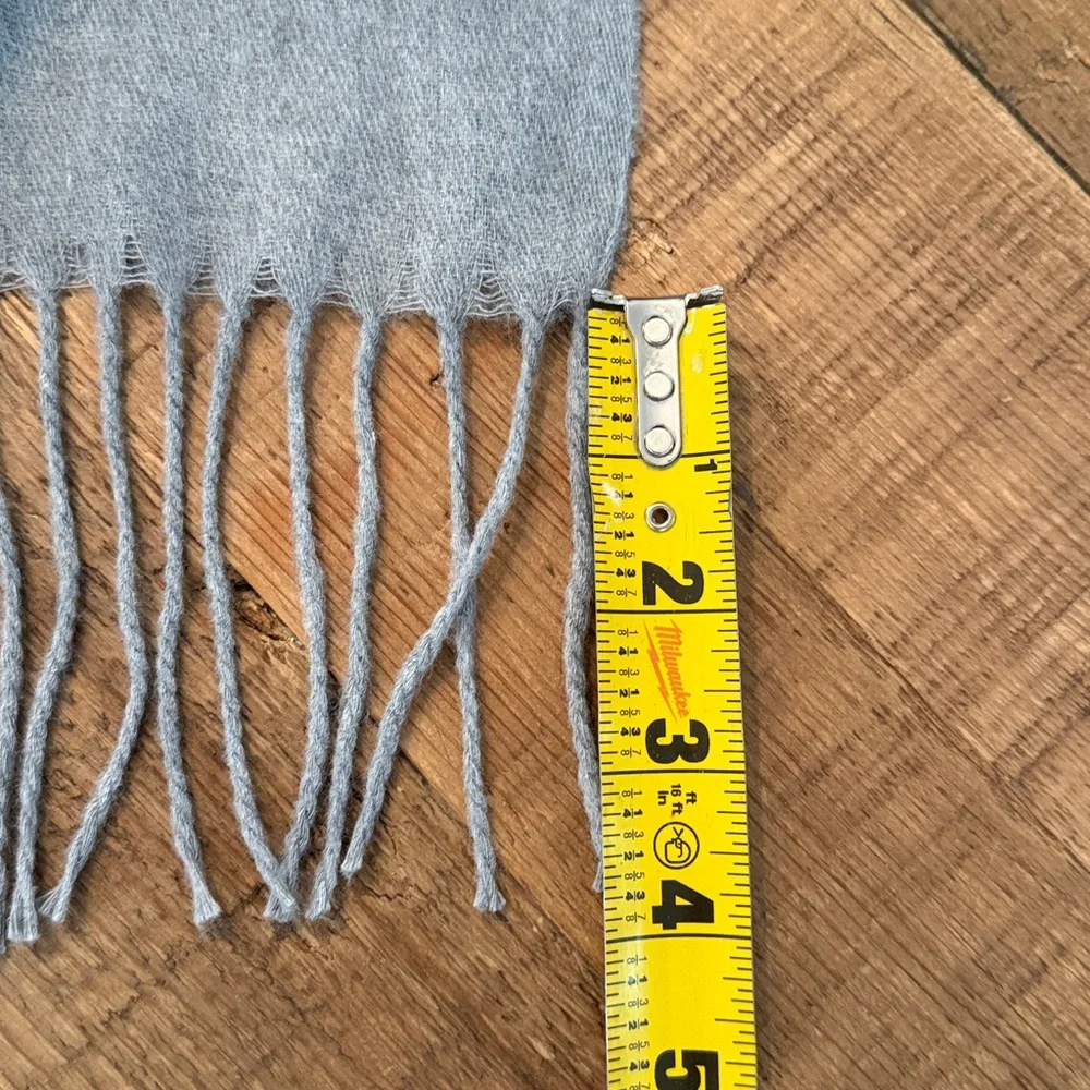 Sky Cashmere Gray Wool Scarf. 25”x68”. Neutral | Cozy | Fringed | Warm. EUC